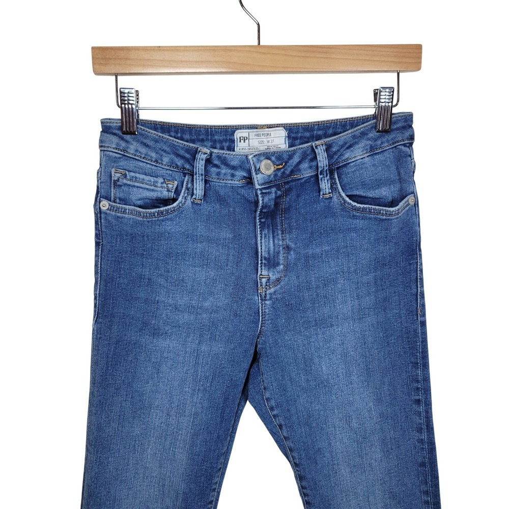 Free People Wide Leg Frayed Hem Jeans 27 Boho Mid Rise Ankle Denim Blue - Picture 4 of 9